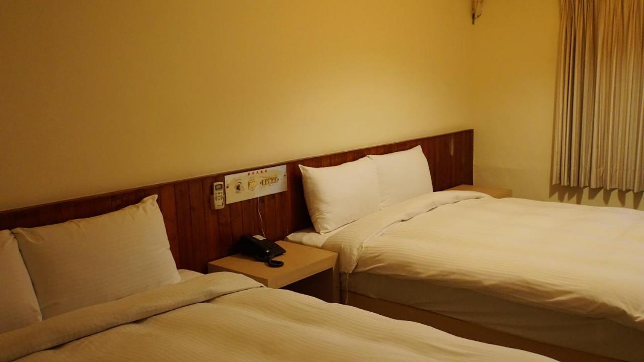 Hwa Hong Hotel Kaohsiung Buitenkant foto