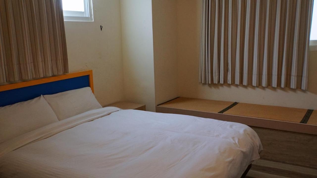 Hwa Hong Hotel Kaohsiung Buitenkant foto
