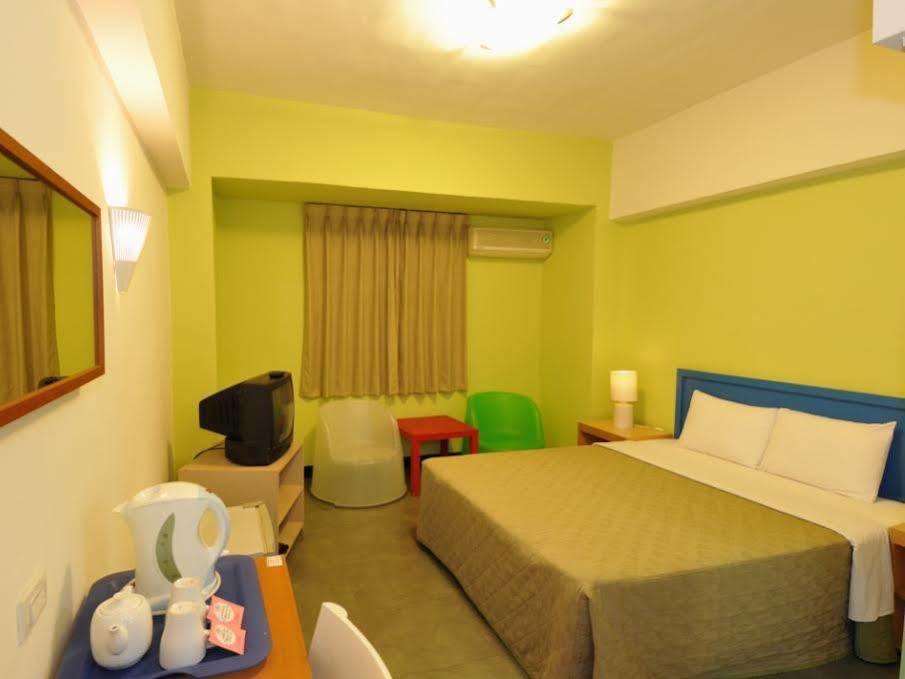 Hwa Hong Hotel Kaohsiung Buitenkant foto